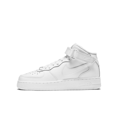 Nike Air Force 1 Mid LE Schuh fur altere Kinder. Nike AT